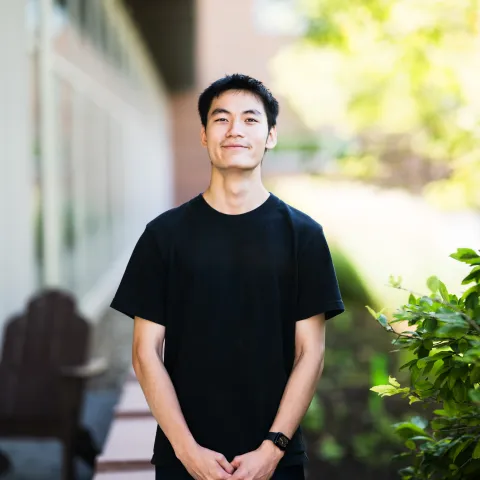 Bangran Tang headshot
