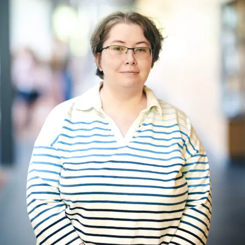 Holly Stapelfeldt headshot