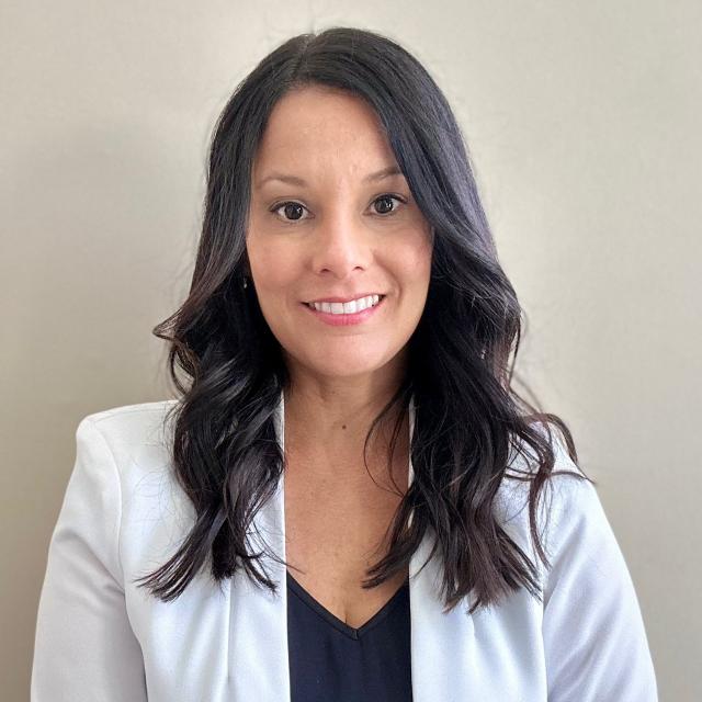 Kathy Duzant headshot